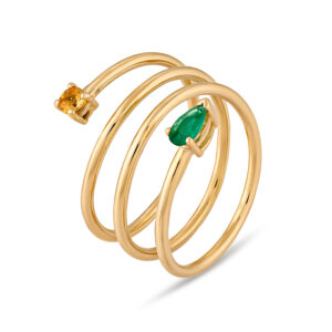 Anillo de oro amarillo, esmeralda y zafiro amarillo