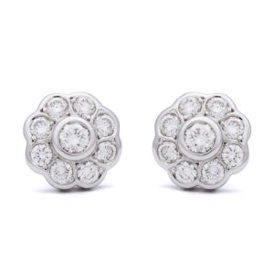Pendientes de oro blanco con diseño floral de diamantes